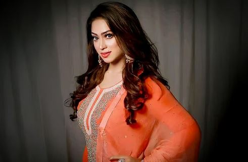 Actress Poppy from Facebook