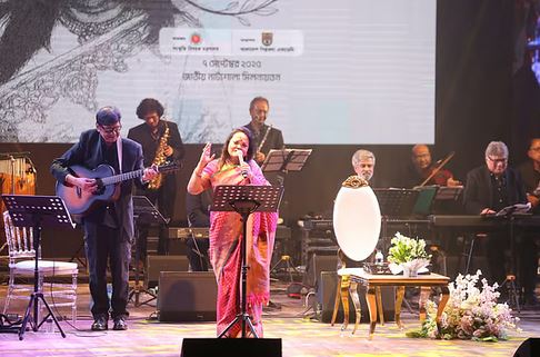 Sabina Yasmin is performing at the National Theatre of the Shilpakala Academy.
